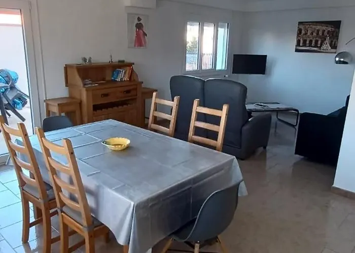 Сasa de vacaciones Maison De *